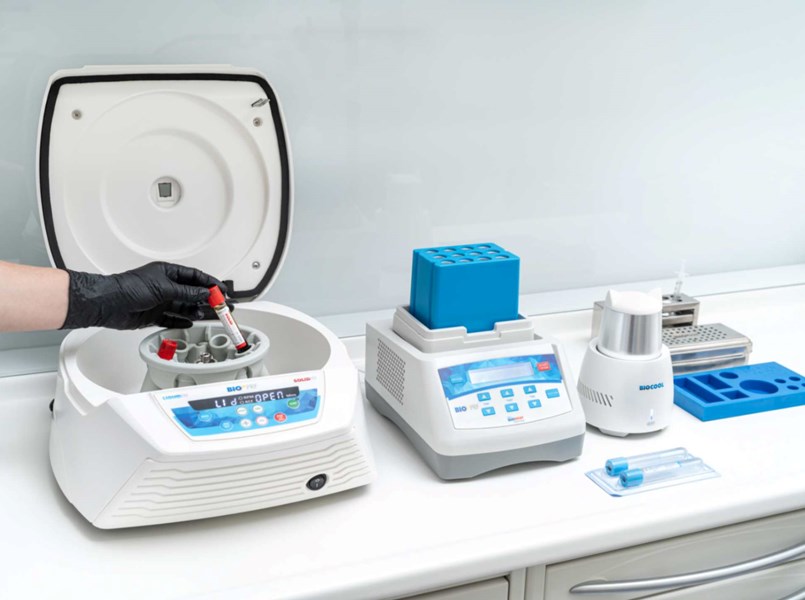 PRF preparazione della fibrina ricca di piastrine